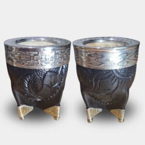 Imperial de Cuero Labrado con Virola de Alpaca Cincelada y Patitas Bolitas